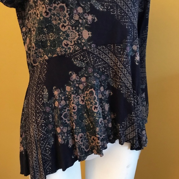 Lucky Brand top - Picture 4 of 6